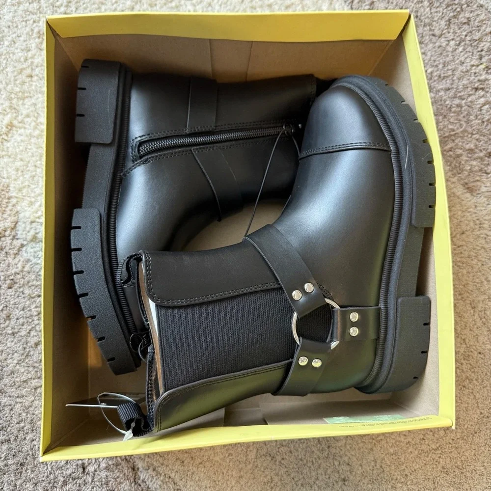 Art Class Kids Crosby Boots Black Harness Moto Lug Sole Side Zip Size‎ 13 NIB